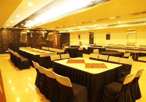 Hotel Silver Stone Ludhiana Exterior foto